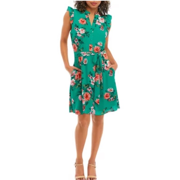 Vince Camuto Dresses & Skirts - Vince Camuto dress *NWT*